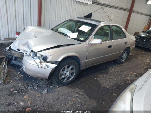 Toyota Camry Xle V6 Image 15