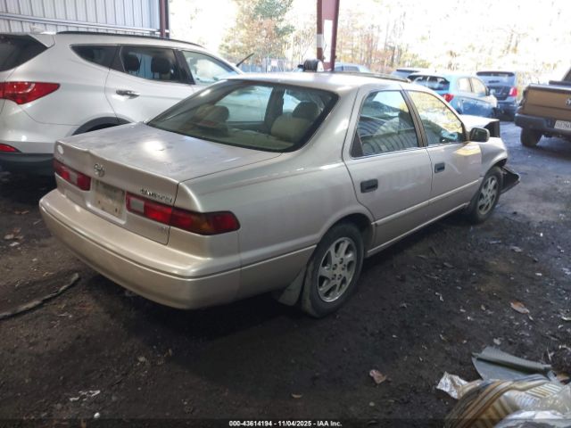 Toyota Camry Xle V6 Image 5