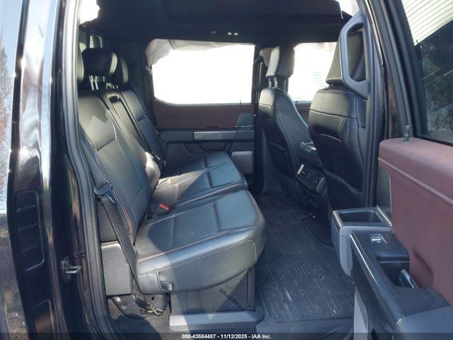 Ford F-150 Lariat Image 7