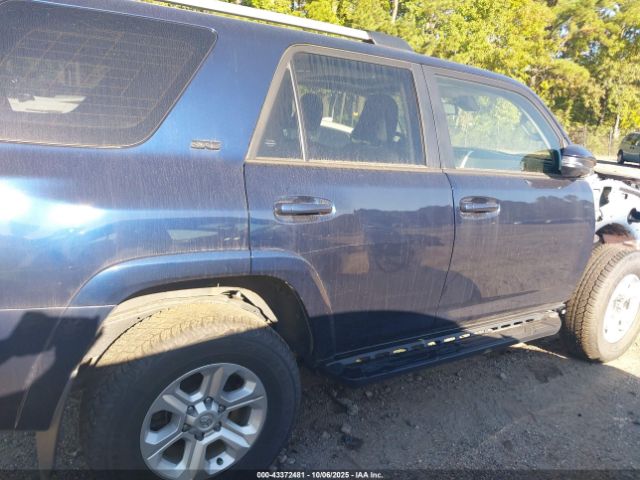 Toyota 4Runner Sr5 Premium Image 11