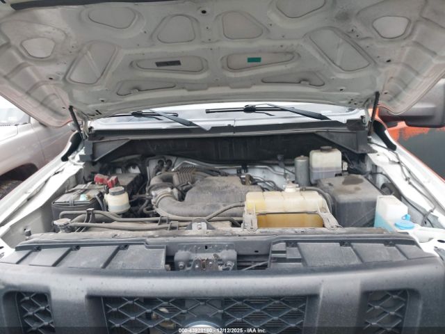 Nissan Nv Sv V6 Image 7