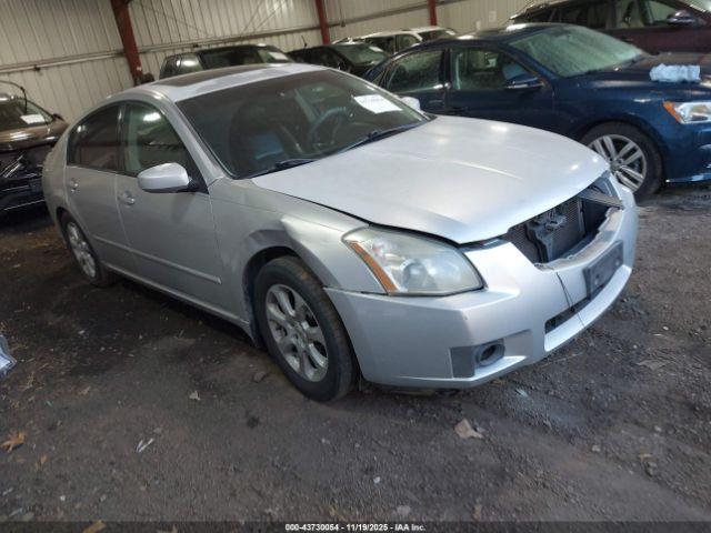  Salvage Nissan Maxima