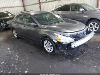  Salvage Nissan Altima