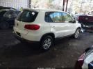 Volkswagen Tiguan S Image 5