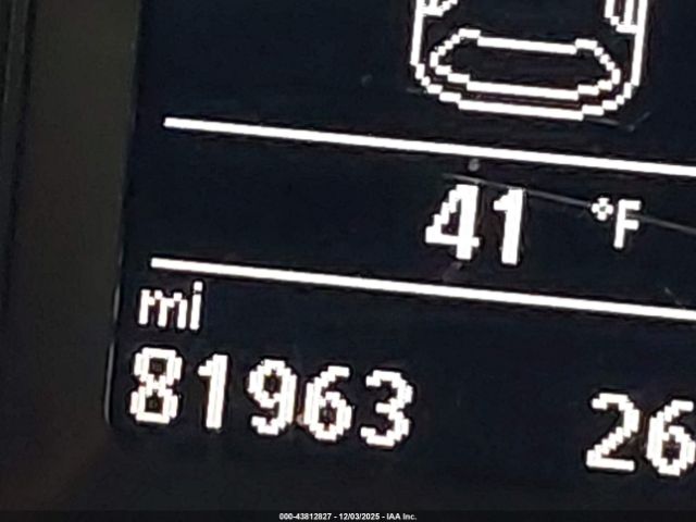 Volkswagen Tiguan S Image 12