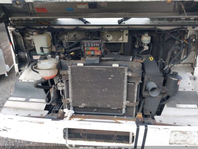 Ford F-59 Commercial Stripped Image 4