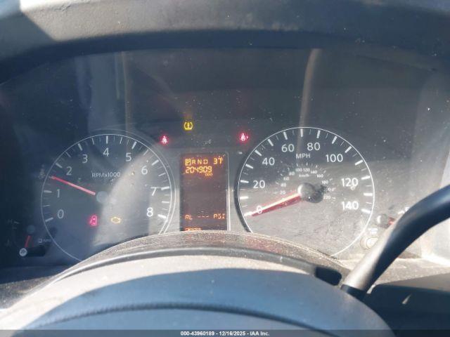 Nissan Nv S V6 Image 13