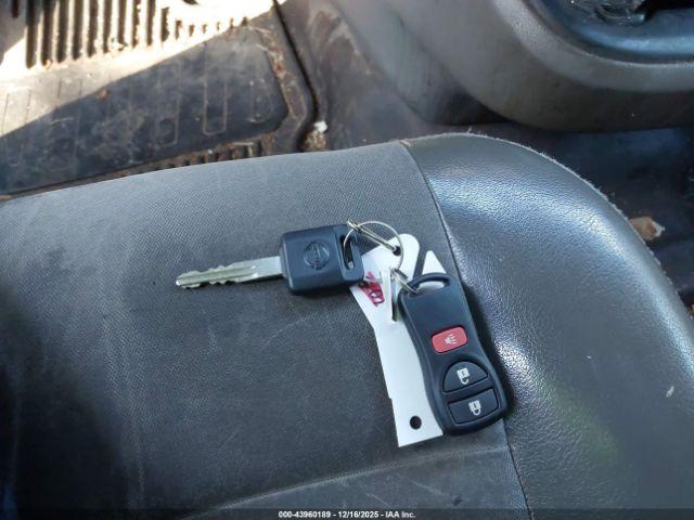 Nissan Nv S V6 Image 10