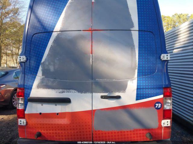 Nissan Nv S V6 Image 16