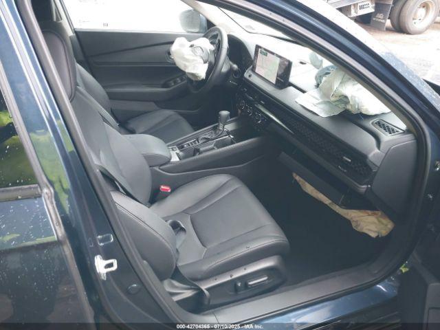 Honda Accord Hybrid Touring Image 3