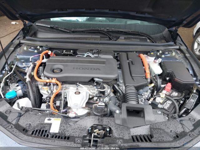 Honda Accord Hybrid Touring Image 11