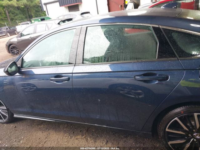 Honda Accord Hybrid Touring Image 14