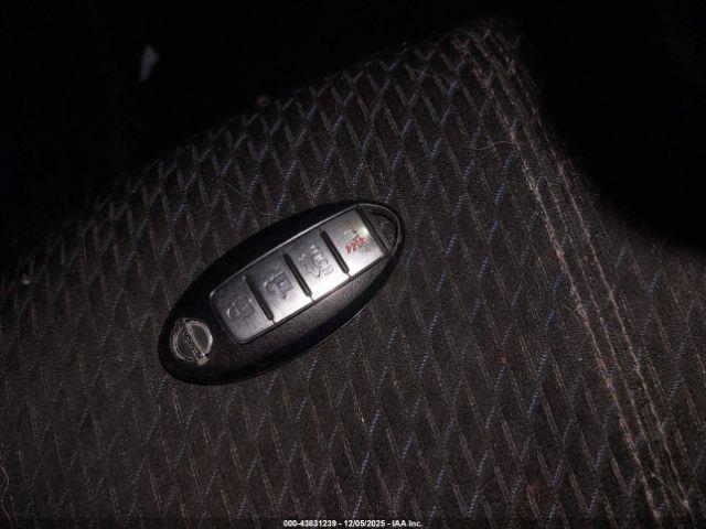 Nissan Sentra Sr Image 9