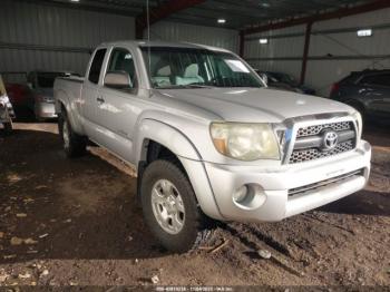  Salvage Toyota Tacoma