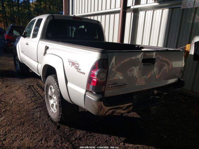 Toyota Tacoma Base V6 Image 3