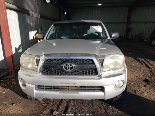 Toyota Tacoma Base V6 Image 10