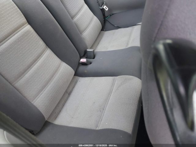 Ford Mustang Image 11