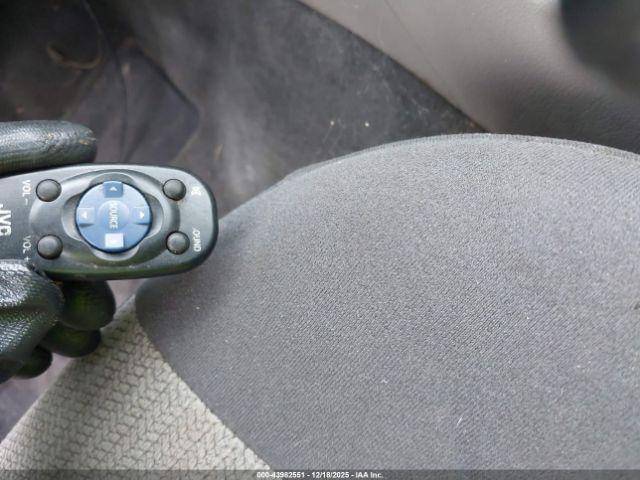 Ford Mustang Image 10