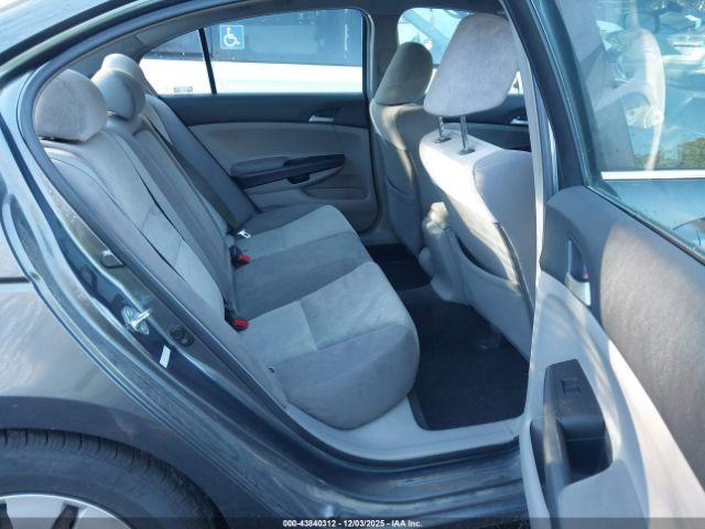 Honda Accord 2.4 Lx Image 13