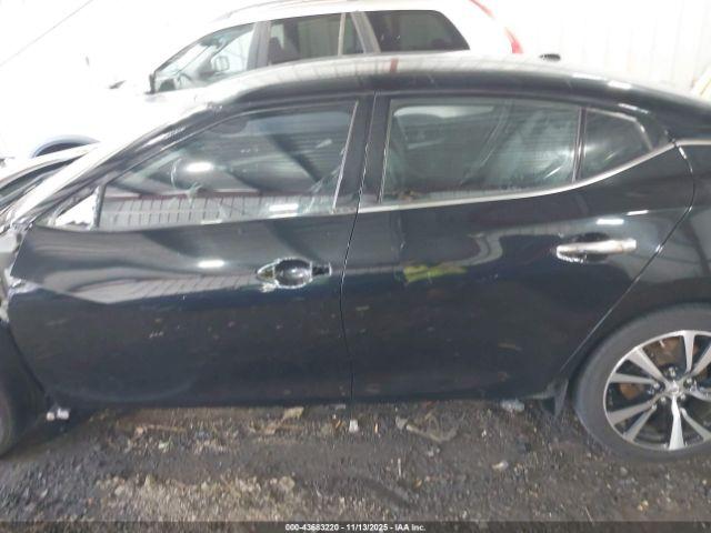 Nissan Maxima 3.5 Sv Image 18