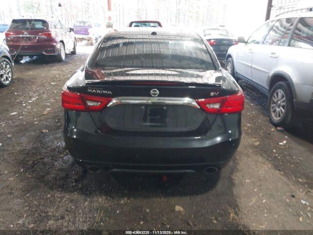 Nissan Maxima 3.5 Sv Image 11