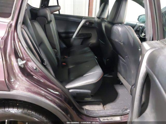 Toyota RAV4 Se Image 4