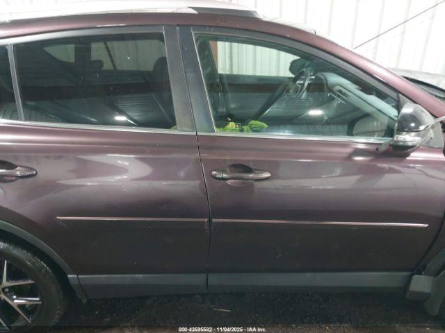 Toyota RAV4 Se Image 7