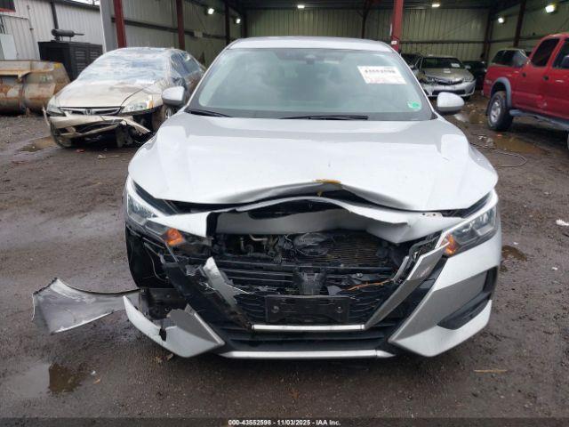 Nissan Sentra S Xtronic Cvt Image 9