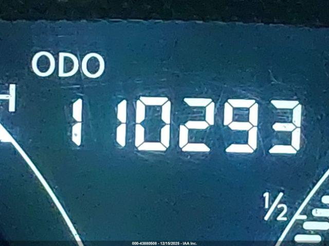 Nissan Versa Image 11