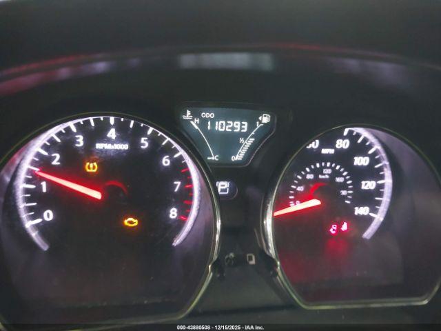 Nissan Versa Image 9