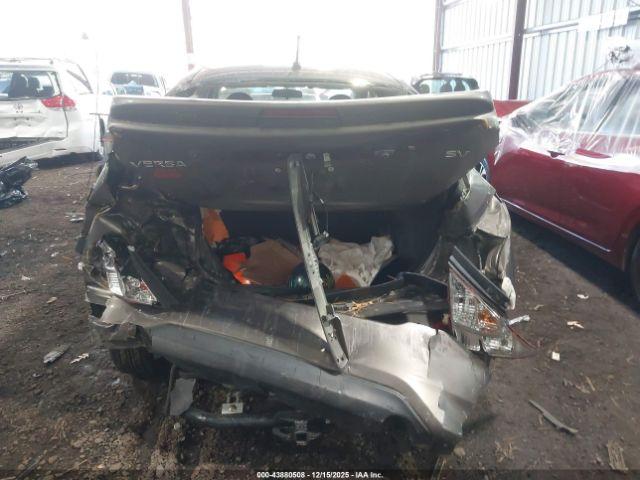 Nissan Versa Image 13