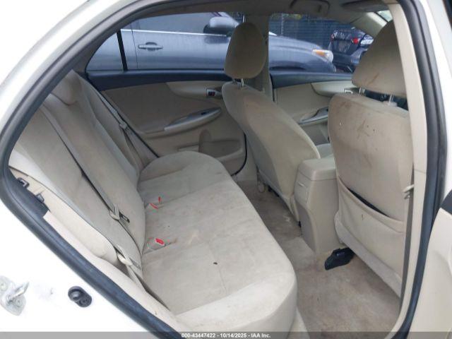 Toyota Corolla Le Image 7