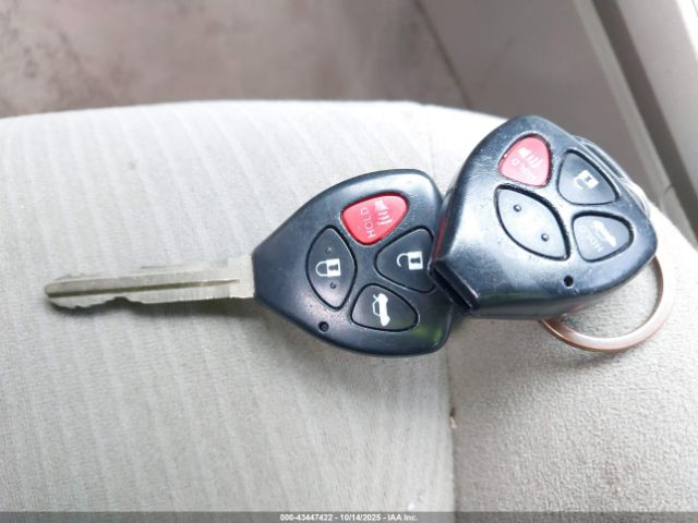 Toyota Corolla Le Image 8