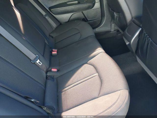 Kia Optima Lx Image 9