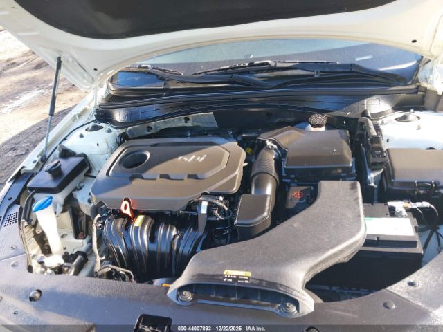 Kia Optima Lx Image 11