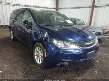  Salvage Chrysler Pacifica