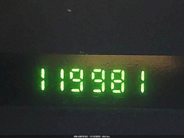 Ford Mustang Image 12