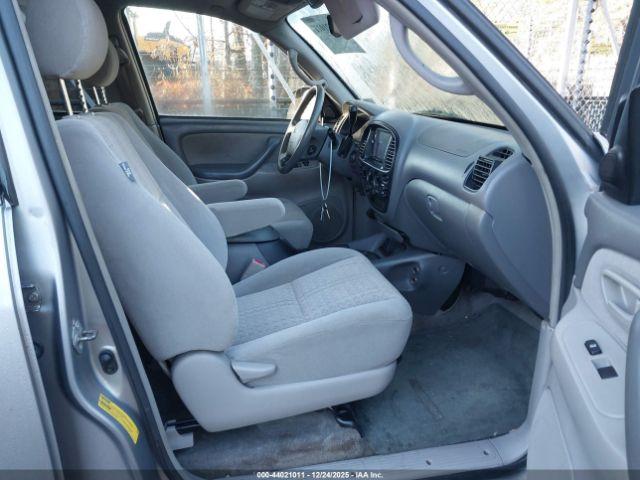 Toyota Tundra Sr5 V8 Image 4