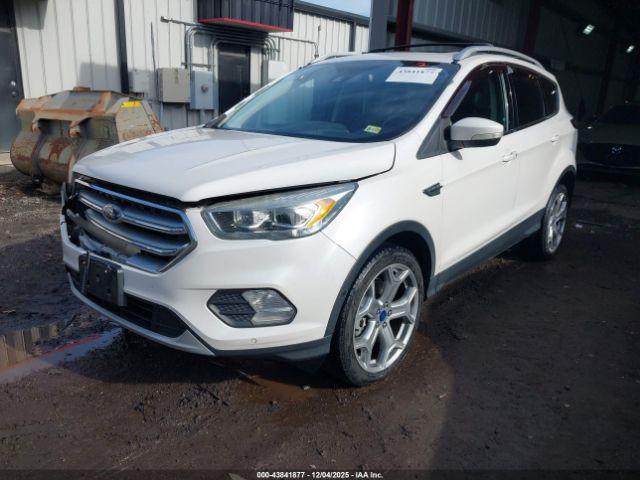 Ford Escape Titanium Image 7