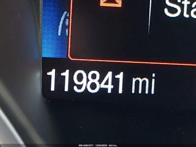 Ford Escape Titanium Image 8