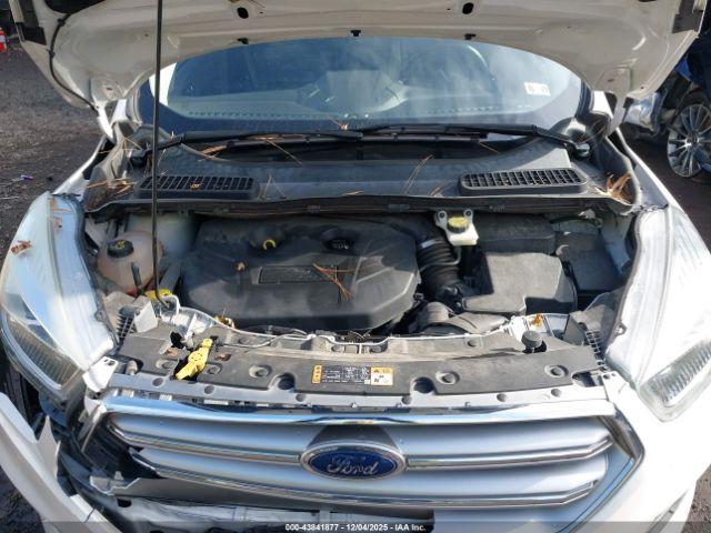 Ford Escape Titanium Image 12
