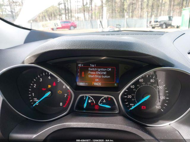 Ford Escape Titanium Image 13