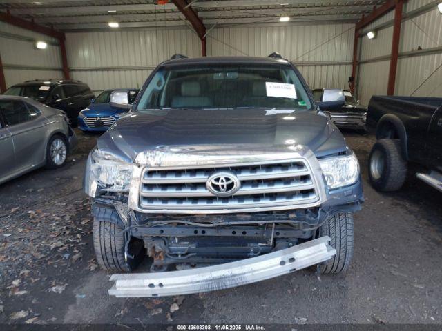 Toyota Sequoia Limited 5.7l V8 Image 16