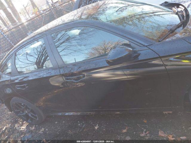 Honda Civic Sport Image 14