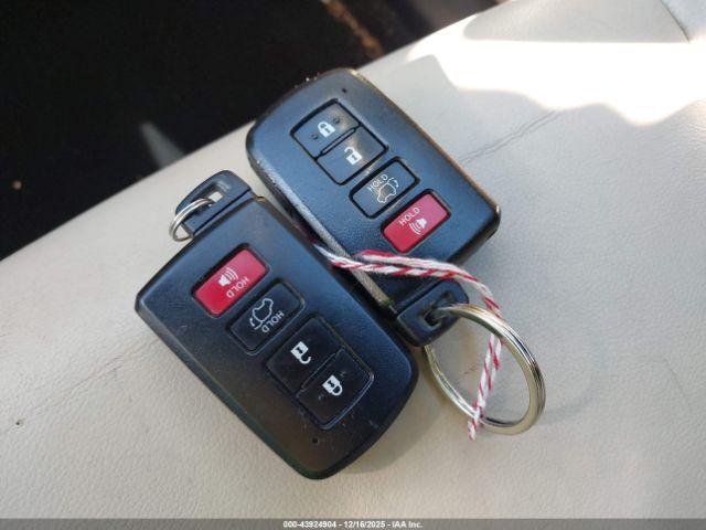 Toyota Highlander Xle Image 14