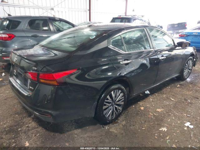 Nissan Altima Sv Intelligent Awd Image 4