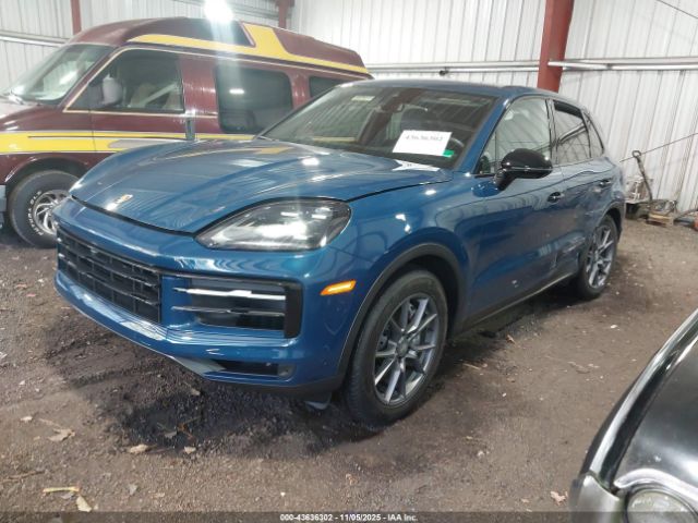 Porsche Cayenne Image 4