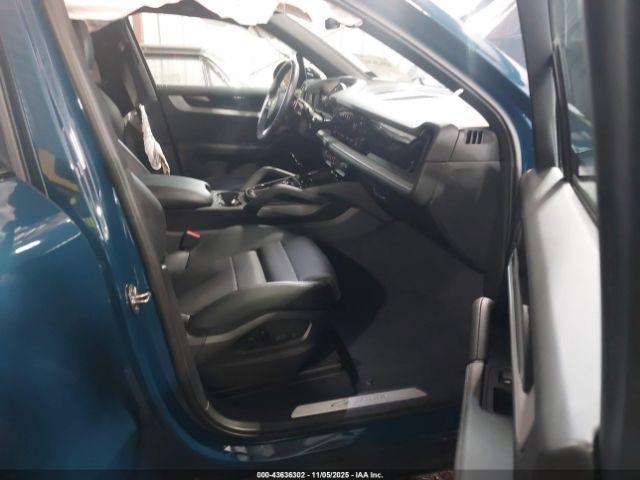 Porsche Cayenne Image 10