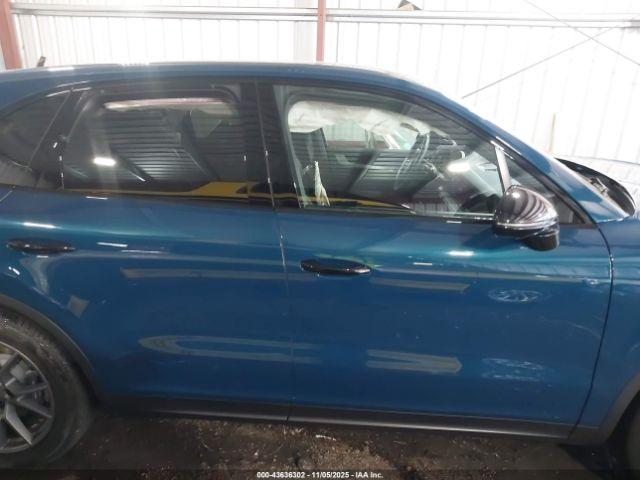 Porsche Cayenne Image 13