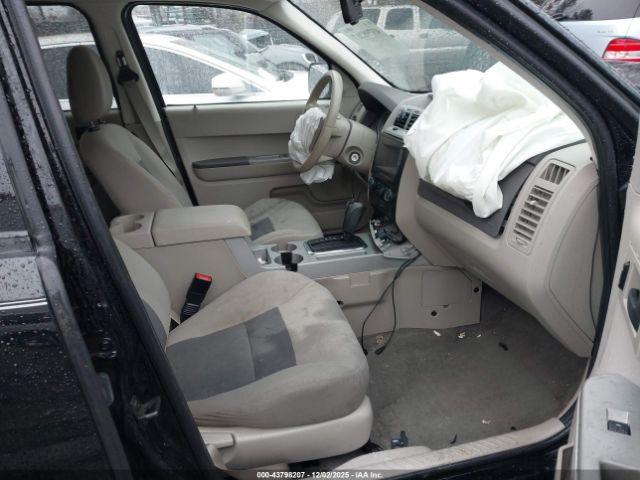 Ford Escape Xlt Image 2